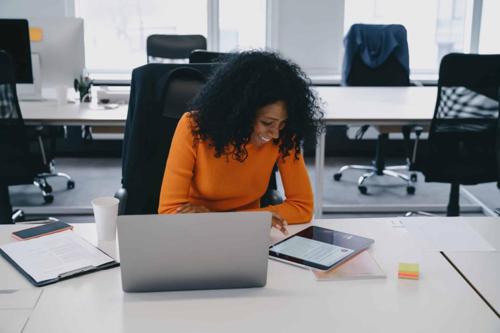 Internationale Webinar-Teilnehmer beim gemeinsamen Lernen